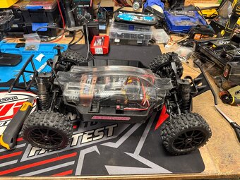 RC auto Tekno SCT410.3 - 3