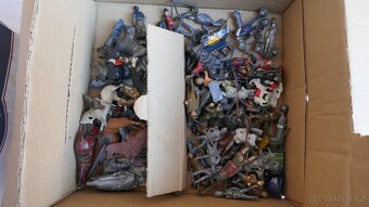 FIGURKY VOJÁČCI POZŮSTALOST ANGLIE - 3