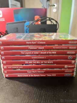 Nintendo Switch 2019 + Hry a příslušenství - 3