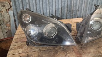 Opel Astra C, přední světla xenon - 3