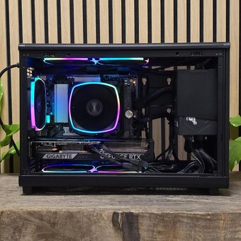 035) Herní PC - Core Ultra 5 225F / 32GB RAM / RTX 5070 / 1T - 3