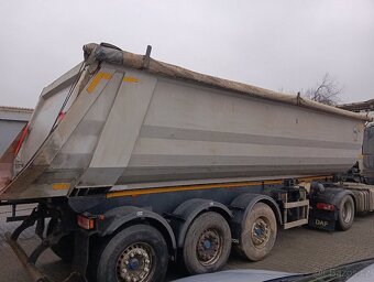 Sklápěcí návěs - 3