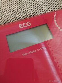 Osobní skleněná váha Slim Red OV 116 zn. ECG - 3