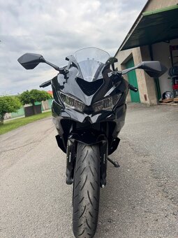 Kawasaki Ninja Zx-4R - 3