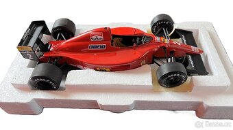 Ferrari 641/2 #2 Nigel Mansell 1:18 Exoto (GPC97100) - 3
