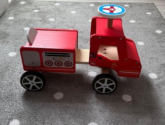 Dřevěné odrážedlo - Hasičské auto - 3