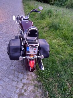 Yamaha XVS 1300 - 3