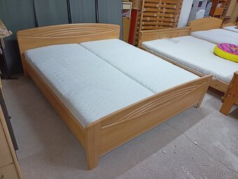 Prodám hezké MDF letiště 180 x 200 cm s lamelovými polohovac - 3