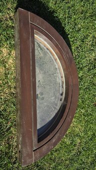 Půlkulaté okno EU68mm - 3