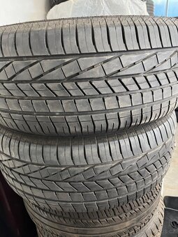 255/45 R20 - 3