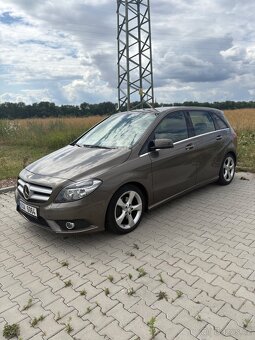 Mercedes Benz B 180 2013 - 3