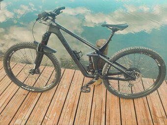 Prodám celoodpružené enduro XL Canyon Strive CF - 3