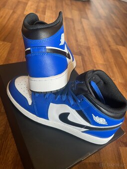 Air Jordan 1 Mid - 3