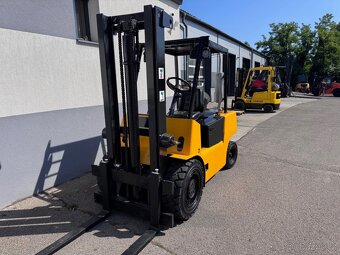 Vysokozdvižný vozík Bulhar 3,5t, po GO, diesel - 3