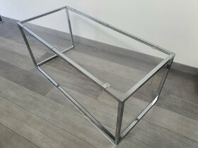 Výstavní stolek, zvyšovák s plexi plochou - 3