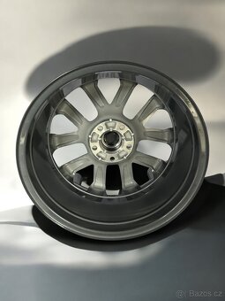 Originální alu kola Renault 5x114,3 r17 - 3