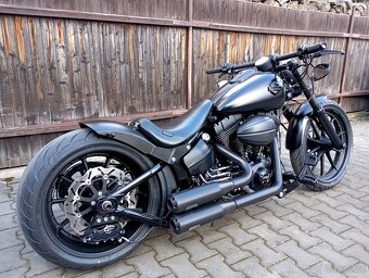 Harley Davidson FXSB Breakout Custom - 3
