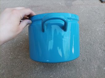 Smaltovaný modrý hrnec, průměr 20 cm, I. - 3