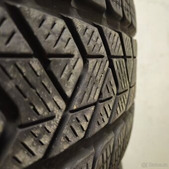 Zimní pneumatiky 5mm Pirelli 215/65 R17 A041 - 3