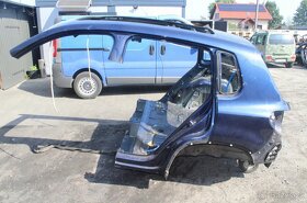 VW Tiguan 5N zadní část karoserie - 3