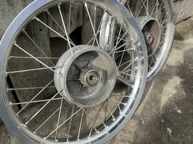 čz 175 250 350 kola po renovaci - 3