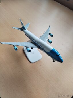 Letadlo Boeing 747.. Air Force One - 3