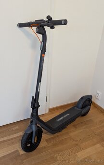 Elektrokoloběžka Segway Ninebot E2 Pro E nová, lehká 32 km/h - 3