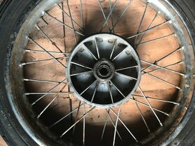 Jawa 350/634 (3,25-18) - 3