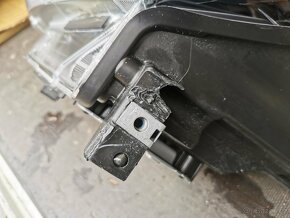 AMAROK 24 LAVY LED N1BX13E017AG - 3