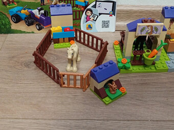 LEGO Friends 41361 Mia a stáj pro hříbata - 3
