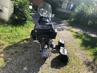 Honda 1100 shadow - 3