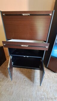 Skříně - obývací stěna - 3