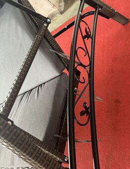 Zahradní houpačka rattan nová - 3