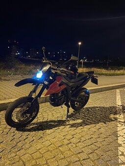 Motorka malaguti xsm 125, 2021 - 3