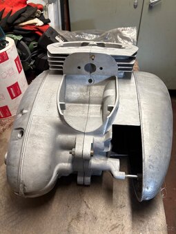 Blok motor i s vikami jawa 350/354 - 3