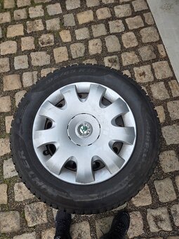 Zimní sada pirelli 195/65/15 - 3