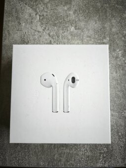 Sluchátka Apple AirPods 2 generace - 3