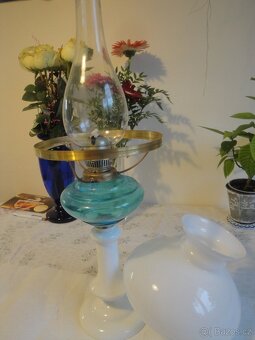 pěkná dekorativní funkční petrolejová lampa - 3