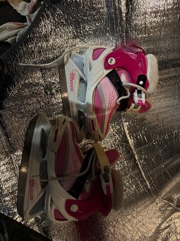 Dívčí rostoucí brusle 32-35 - 3