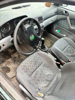 Octavia 1 1.9tdi 66kw - 3