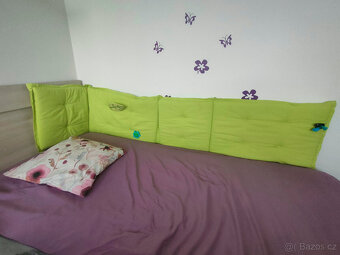 mantinel k posteli - 3