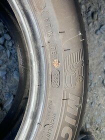 Prodam 4.ks zanovnich letnich pneu 195/55R16 Michelin - 3