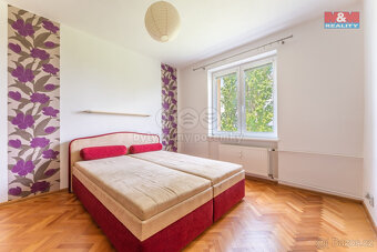Prodej bytu 2+1, 51 m², Stochov, ul. S. K. Neumanna - 3