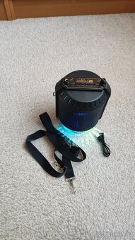 Přenosný bluetooth reproduktor - 3