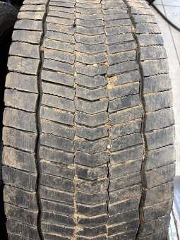Pneu 315/70 R22,5 - 3