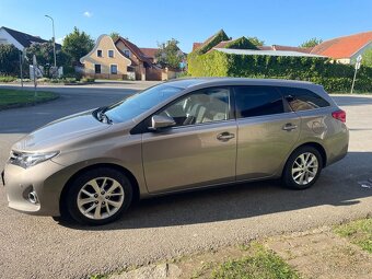 Toyota auris 1.4 D4D - 3