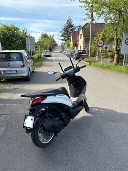 Piaggio Medley 125 - 3