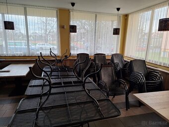 Zahradní stoly a židle - 3
