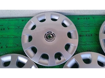 14 velkoplošné kryty kol Škoda Octavia I (1U) 1U0601147E (sa - 3