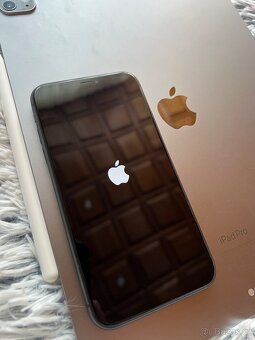 Apple iPhone 11 64GB Black - 3